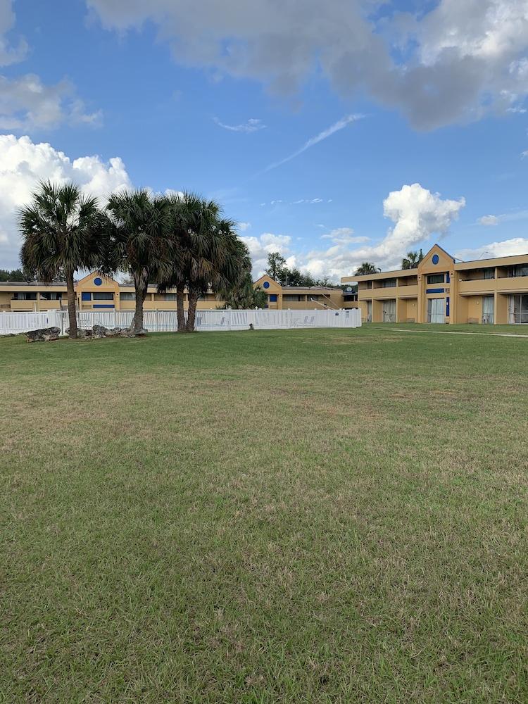 Days Inn By Wyndham Ocala North Buitenkant foto